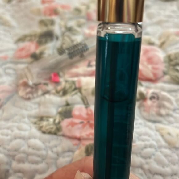 Victoria’s Secret perfume - Picture 3 of 4